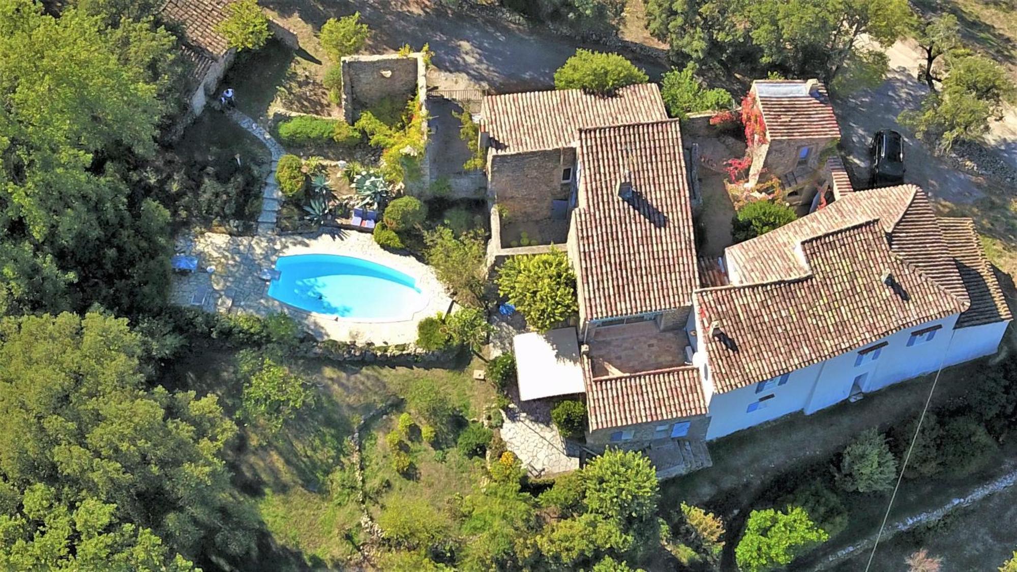 La Parenthese Du Var - Chambre D'Hotes Petits Dejeuners Inclus Et Terrasse Ombragee Saint-Antonin-du-Var Dış mekan fotoğraf