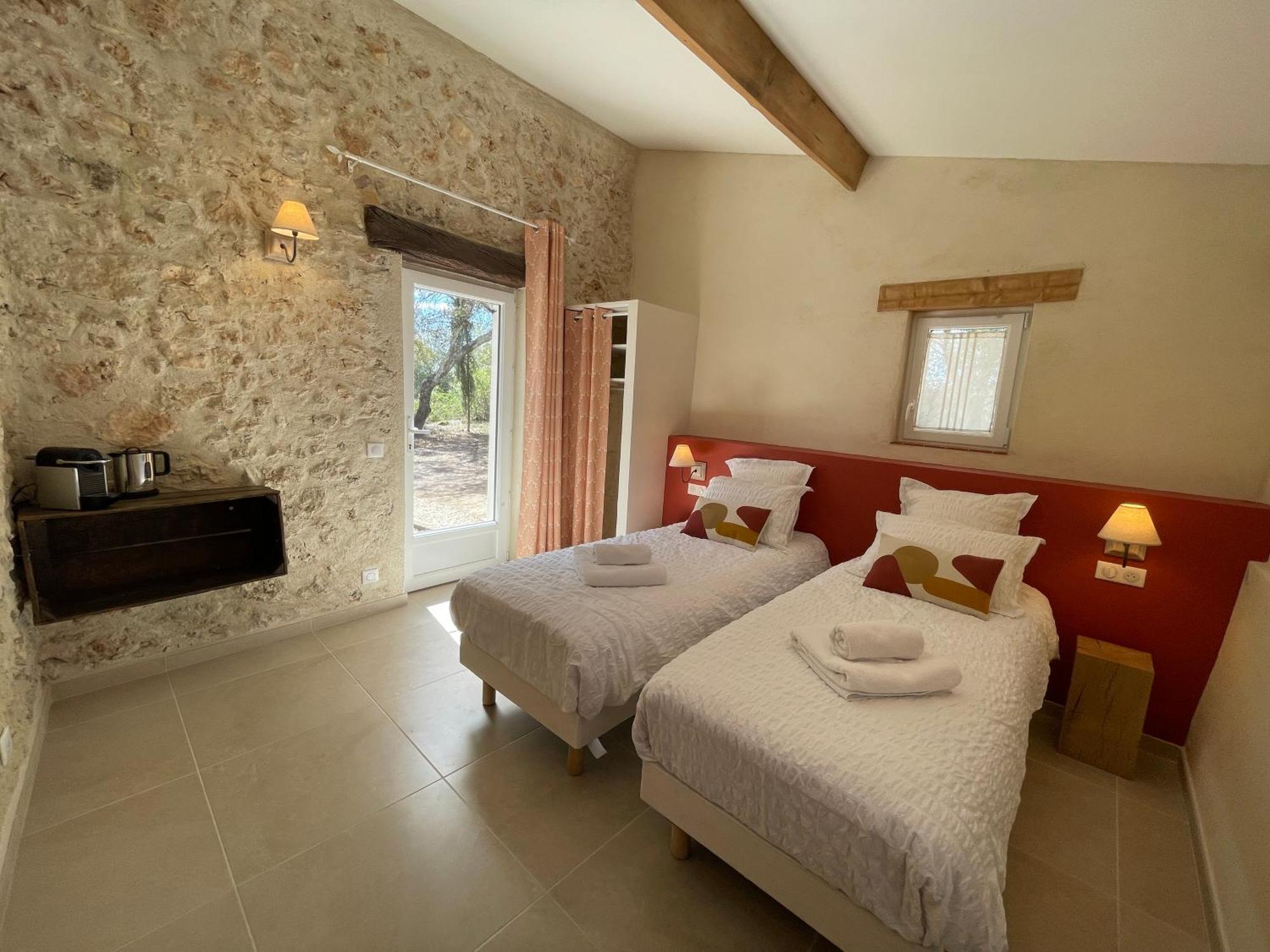 La Parenthese Du Var - Chambre D'Hotes Petits Dejeuners Inclus Et Terrasse Ombragee Saint-Antonin-du-Var Dış mekan fotoğraf