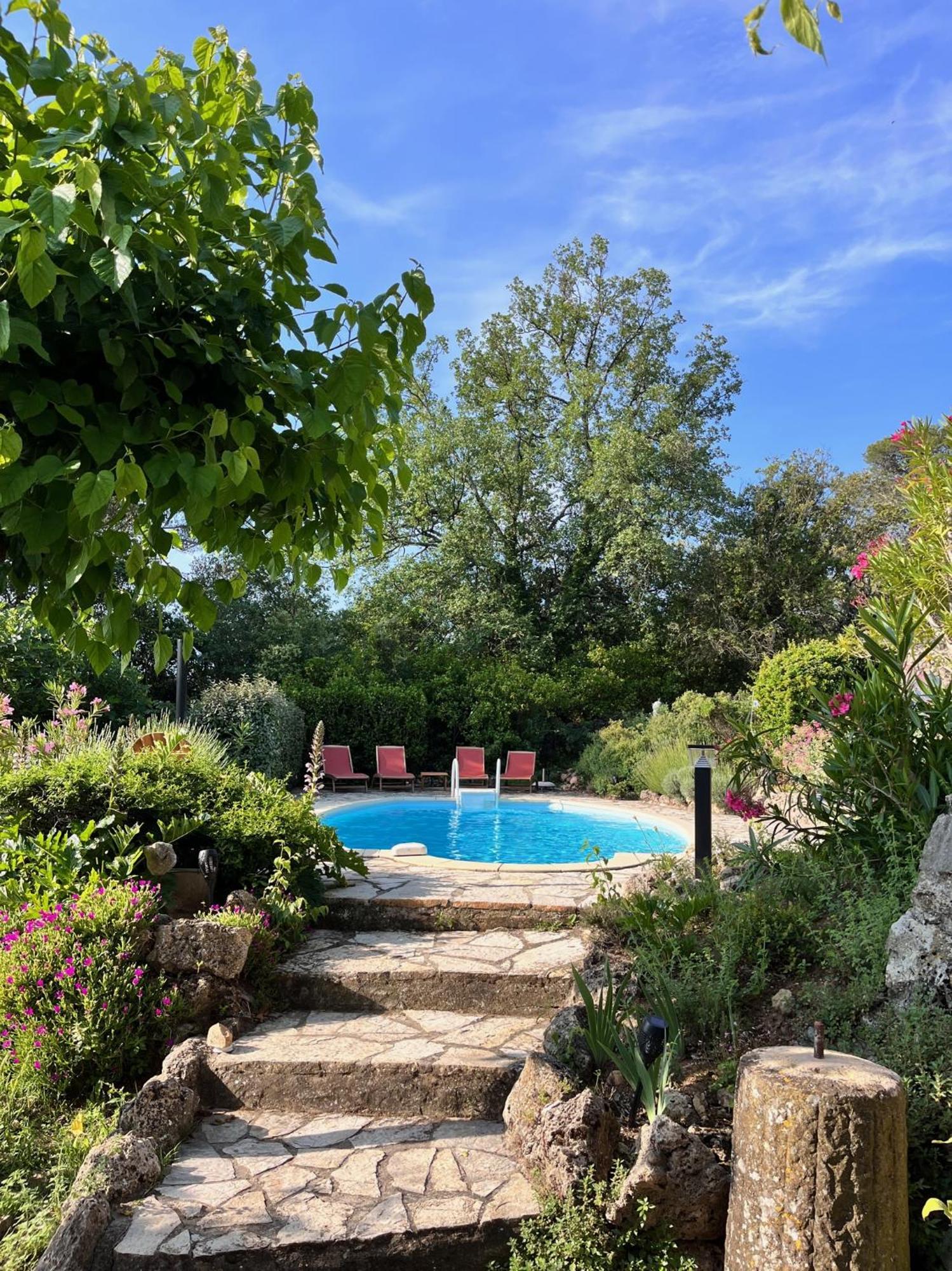 La Parenthese Du Var - Chambre D'Hotes Petits Dejeuners Inclus Et Terrasse Ombragee Saint-Antonin-du-Var Dış mekan fotoğraf